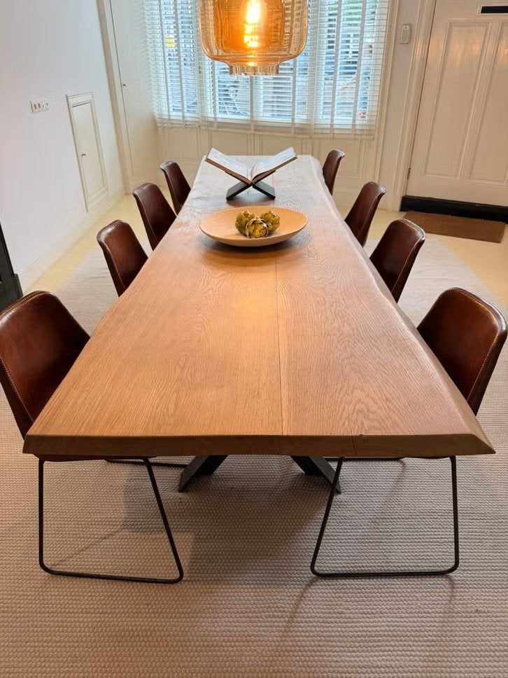 Robuuste eettafel van eikenhout met metalen onderstel, Gebruikt, 200 cm of meer, Industrieel, Modern, Vijf personen of meer