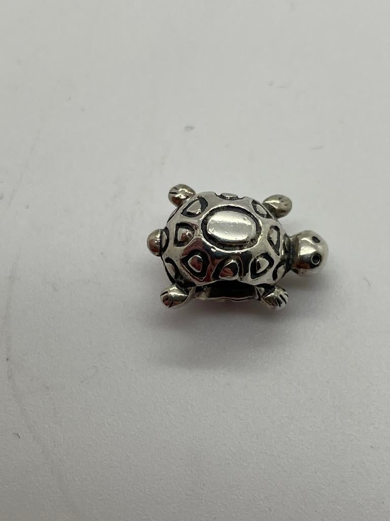 D375 Pandora zilveren bedel schildpad, Sieraden, Tassen en Uiterlijk, Bedels, Pandora, Ophalen of Verzenden, X, Zilver