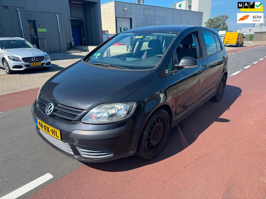 Volkswagen Golf Plus 1.6 FSI Comfortline Business Airco Crui, Auto's, Gebruikt, 4 cilinders, 116 pk, Zwart