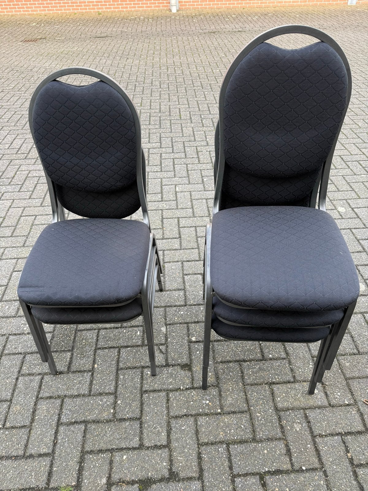 Stapelbare stoelen - Zwart, comfortabel en praktisch, Ophalen, Gebruikt, Twee, Zwart