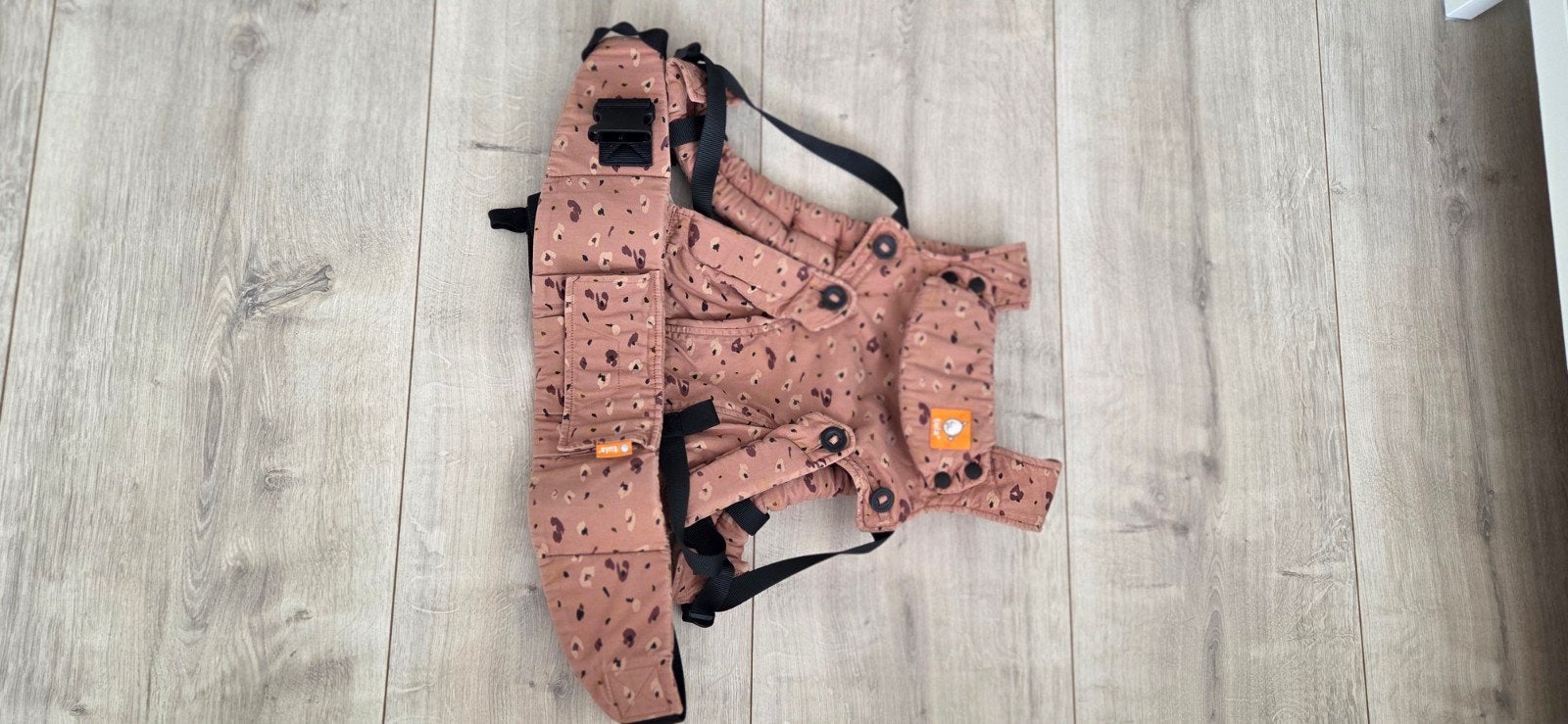 Tula Explore Draagzak - Tundra Design, Overige merken, Buik of Rug, Ophalen of Verzenden, Zo goed als nieuw