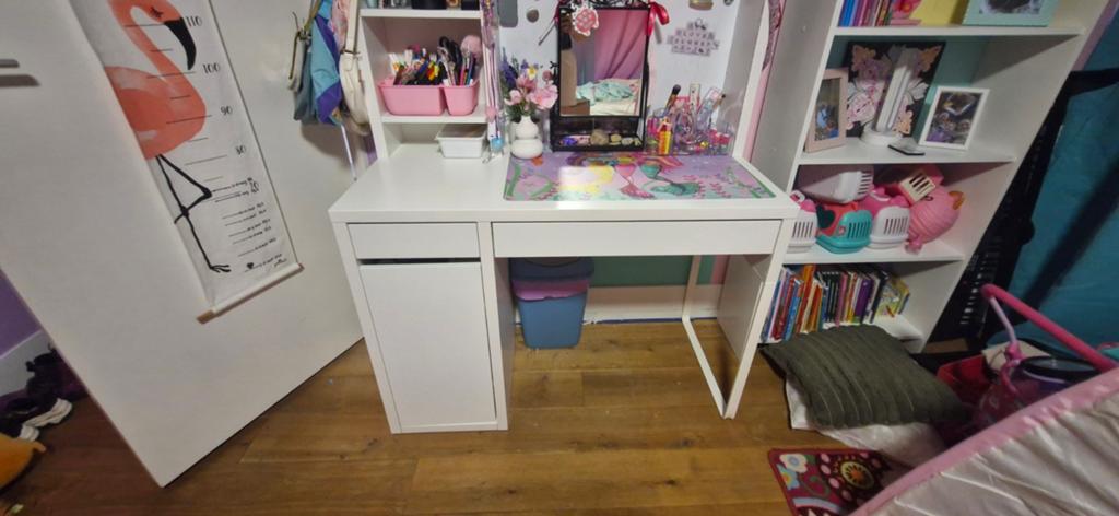IKEA Kinderbureau met stoel! (zonder opzetstuk), Met lades, 105 cm, Gebruikt, Verzenden
