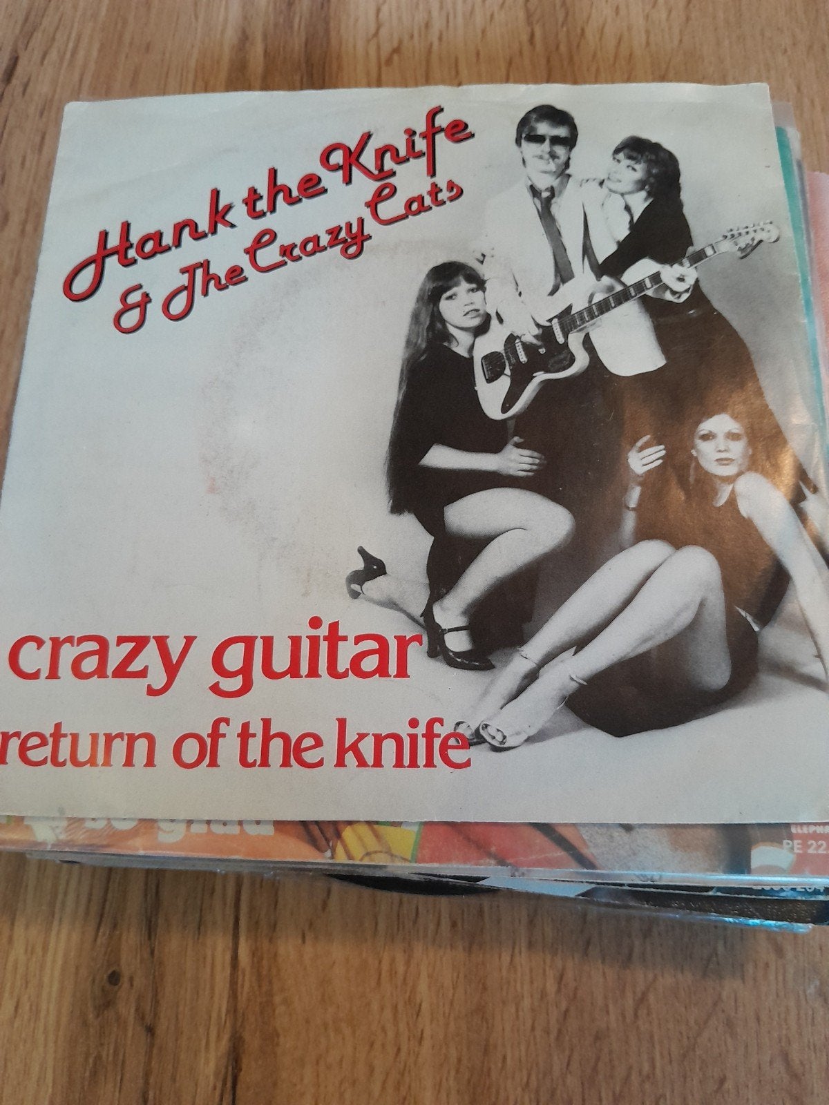 Hank the knife & the crazy cats 7 inch crazy guitar, Ophalen of Verzenden, Zo goed als nieuw, Pop