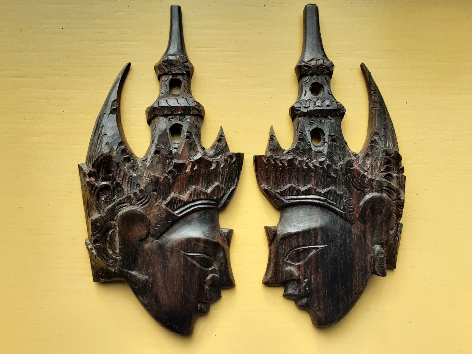 handgesneden houten wanddecoratie Indonesië. Sita en Rama, Hout, Wanddecoratie, Bruin, Handgemaakt
