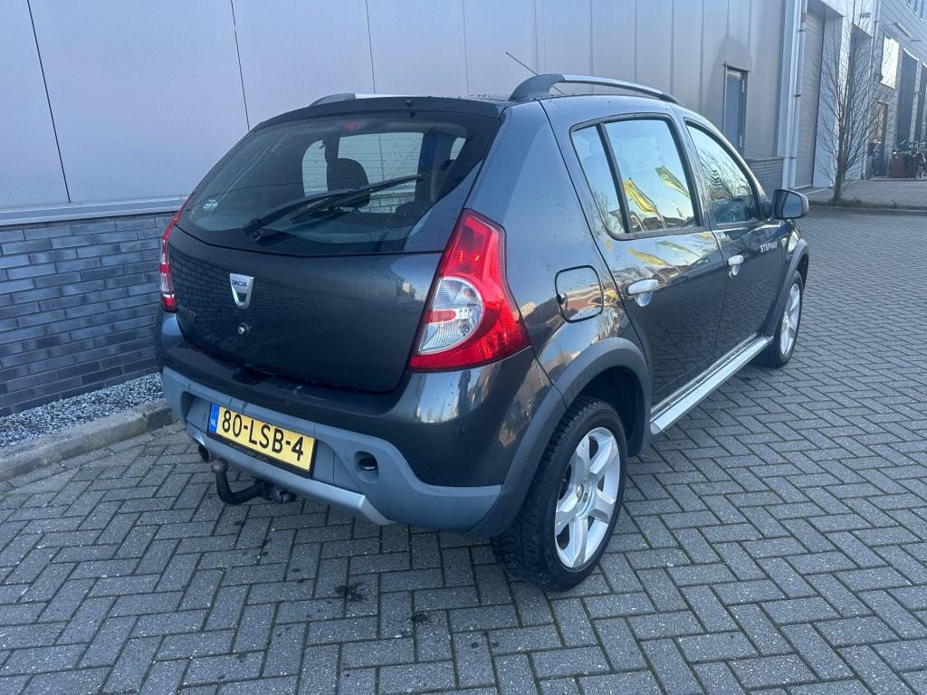 Dacia SANDERO 1.6 STEPWAY+Airco, Gebruikt, 4 cilinders, 1070 kg, 49 €/maand