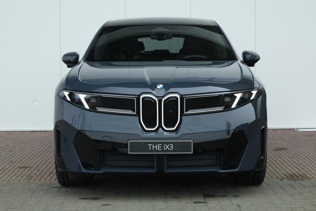 BMW iX3 50 xDrive | SoH 100% | M Sportpakket | Innovation Pa, Auto's, BMW, Automaat, 660 min, Stof, Zwart