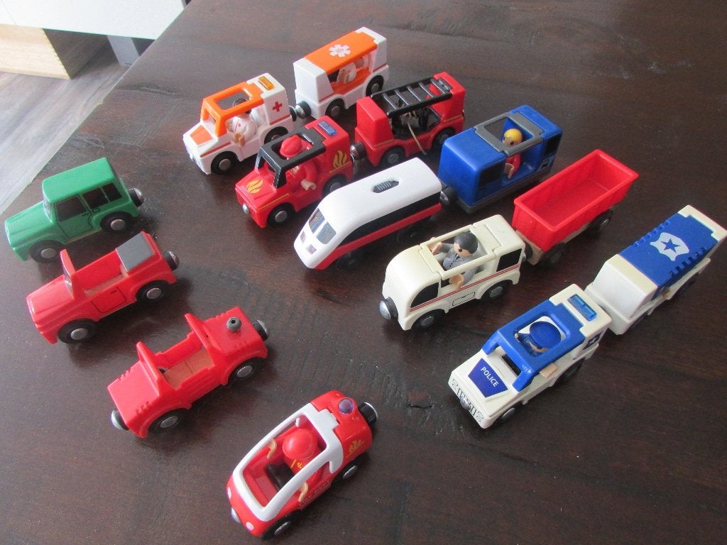 Houten treinsetjes te koop, Kinderen en Baby's, Ophalen, Zo goed als nieuw, Duw- of Trekspeelgoed
