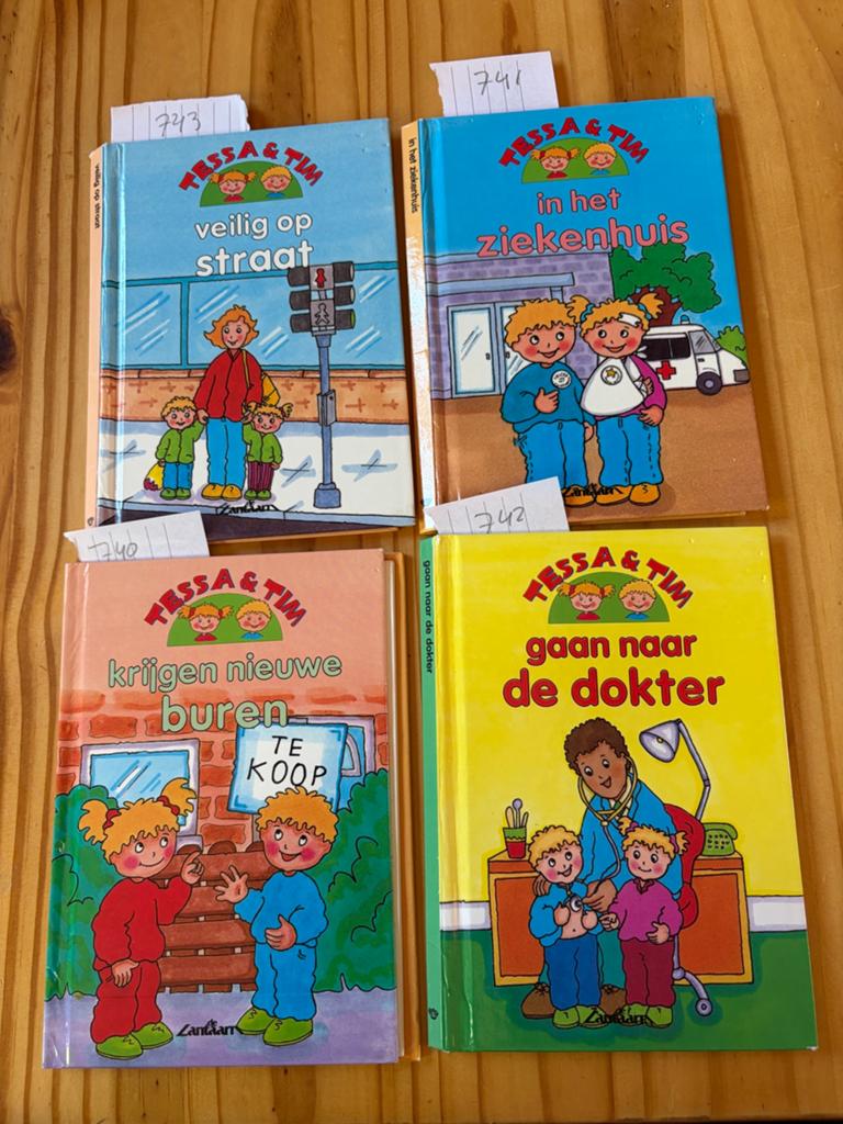 Tessa en tim 4 boekjes, Boeken, Ophalen of Verzenden, Zo goed als nieuw, Fictie algemeen