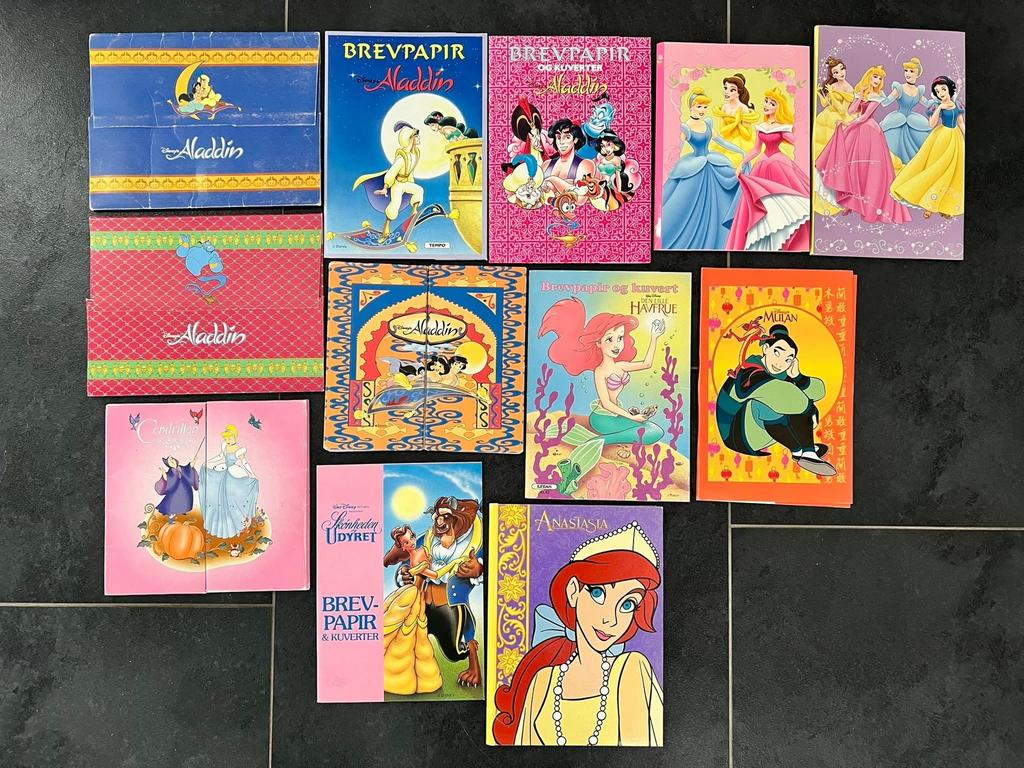 Disney stationerysets (briefpapier), Verzamelen, Disney, Zo goed als nieuw, Ophalen of Verzenden