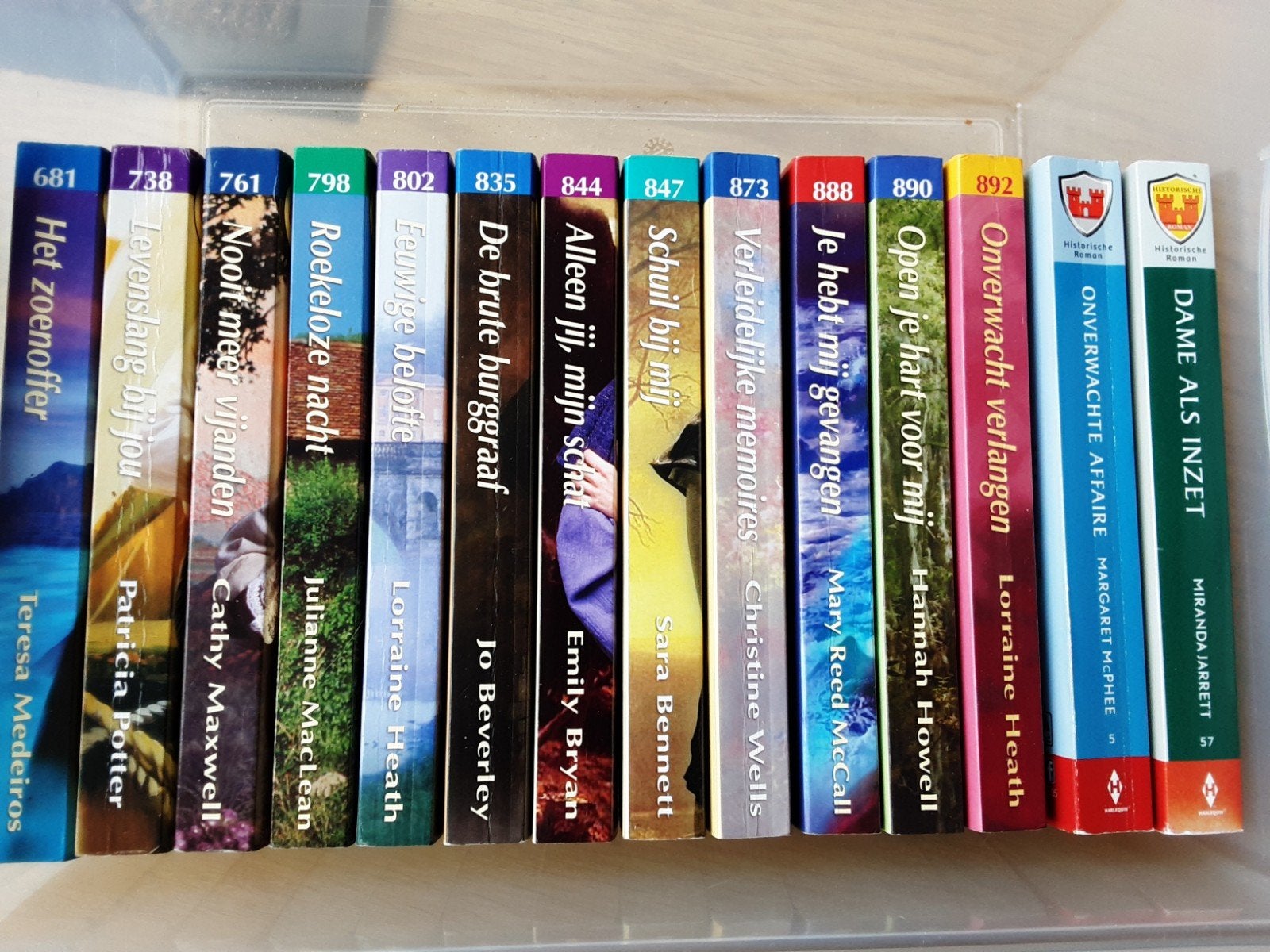 Historische liefdesromans 31 verhalen € 15,00 ex.verz.kst, Ophalen of Verzenden, Zo goed als nieuw, Geschiedenis en Politiek