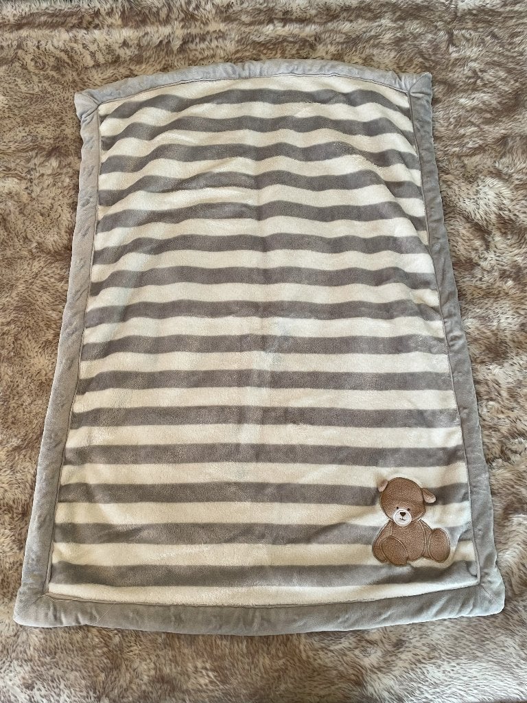 Baby dekentje, Ophalen of Verzenden, Nieuw, Grijs, Deken