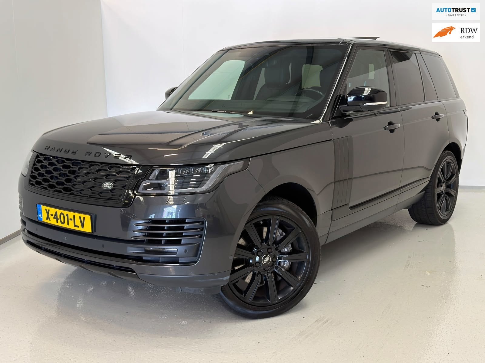 Land Rover Range Rover 2.0 P400e Vogue / Pano / Meridian / M, Automaat, Gebruikt, 4 cilinders, 2500 kg