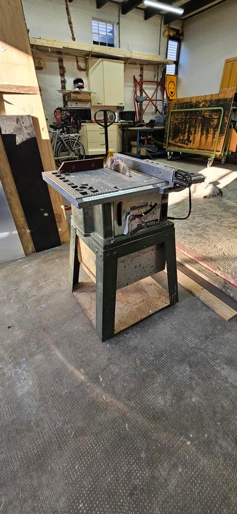 Makita Tafelcirkelzaag zaagtafel Model 2708, Ophalen, Gebruikt, Cirkelzaag, 70 mm of meer