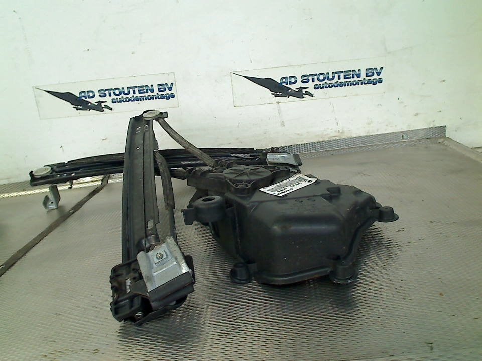 Raammechaniek Elek Links Voor Seat Ibiza ST (6J8) 6J4837401E, Service@seat.de, Seat, Seat Deutschland GmbH, Gebruikt
