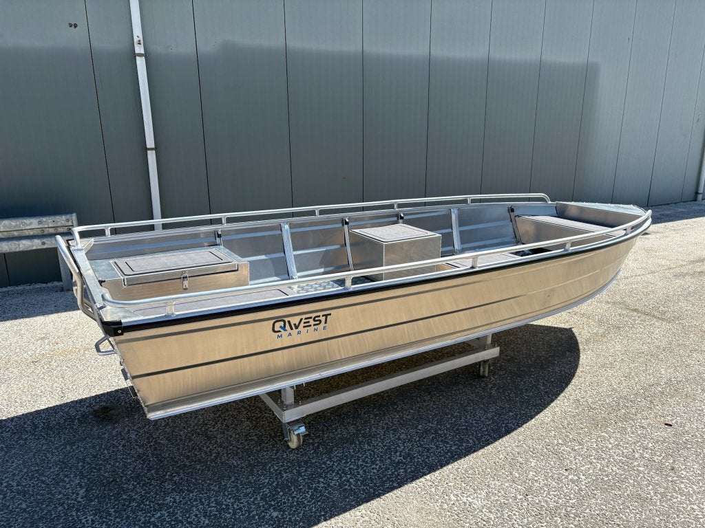 Qwest  B301 | B381 | B422, Watersport en Boten, Ophalen, 10 tot 30 pk, 4 m, 20 cm