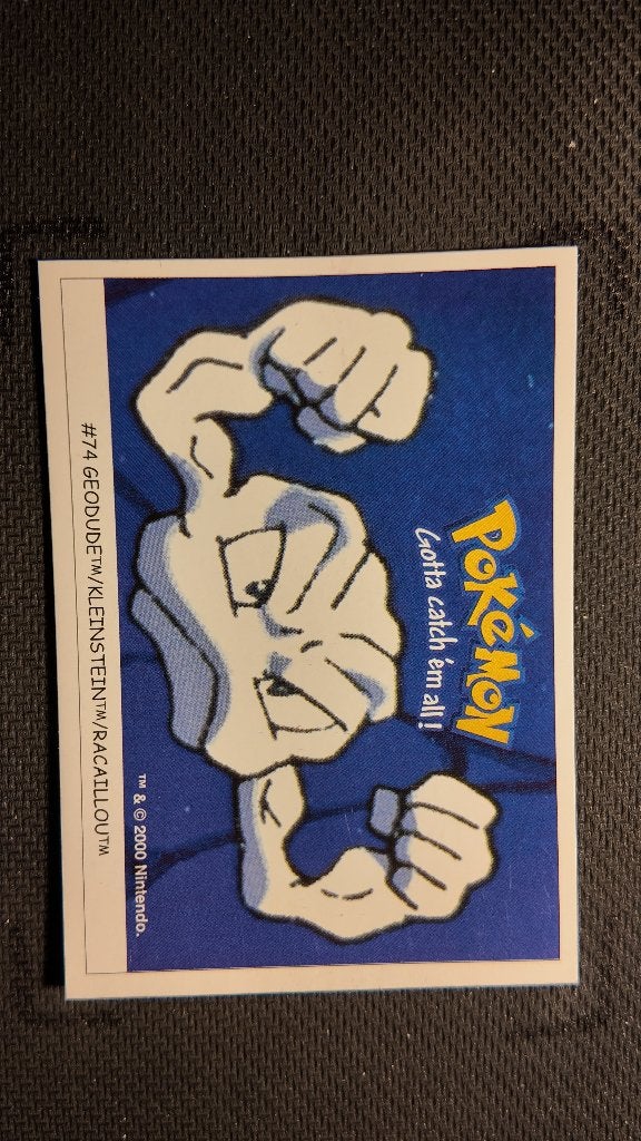 geodude 74 dunkin boomer | Pokemon kaart, Ophalen, Losse kaart