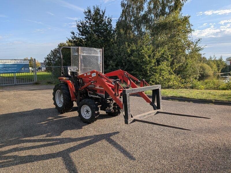 Mini trekker met voorlader, Shibaura, SP1840, 1997, Automaat, Overige carrosserieën, Overige brandstoffen, Bedrijf