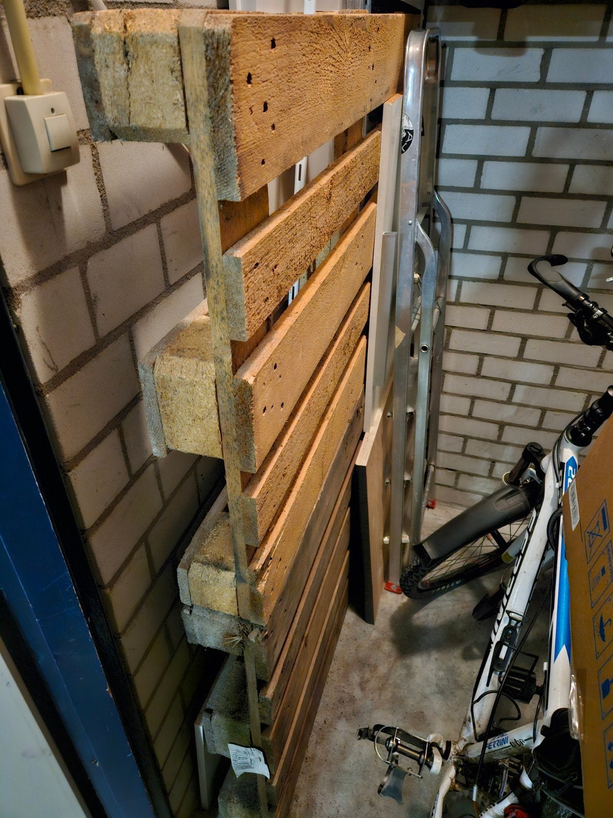 GRATIS 2 pallets, Tuin en Terras, Ophalen, Minder dan 3 meter, Hout, 1 tot 2 meter