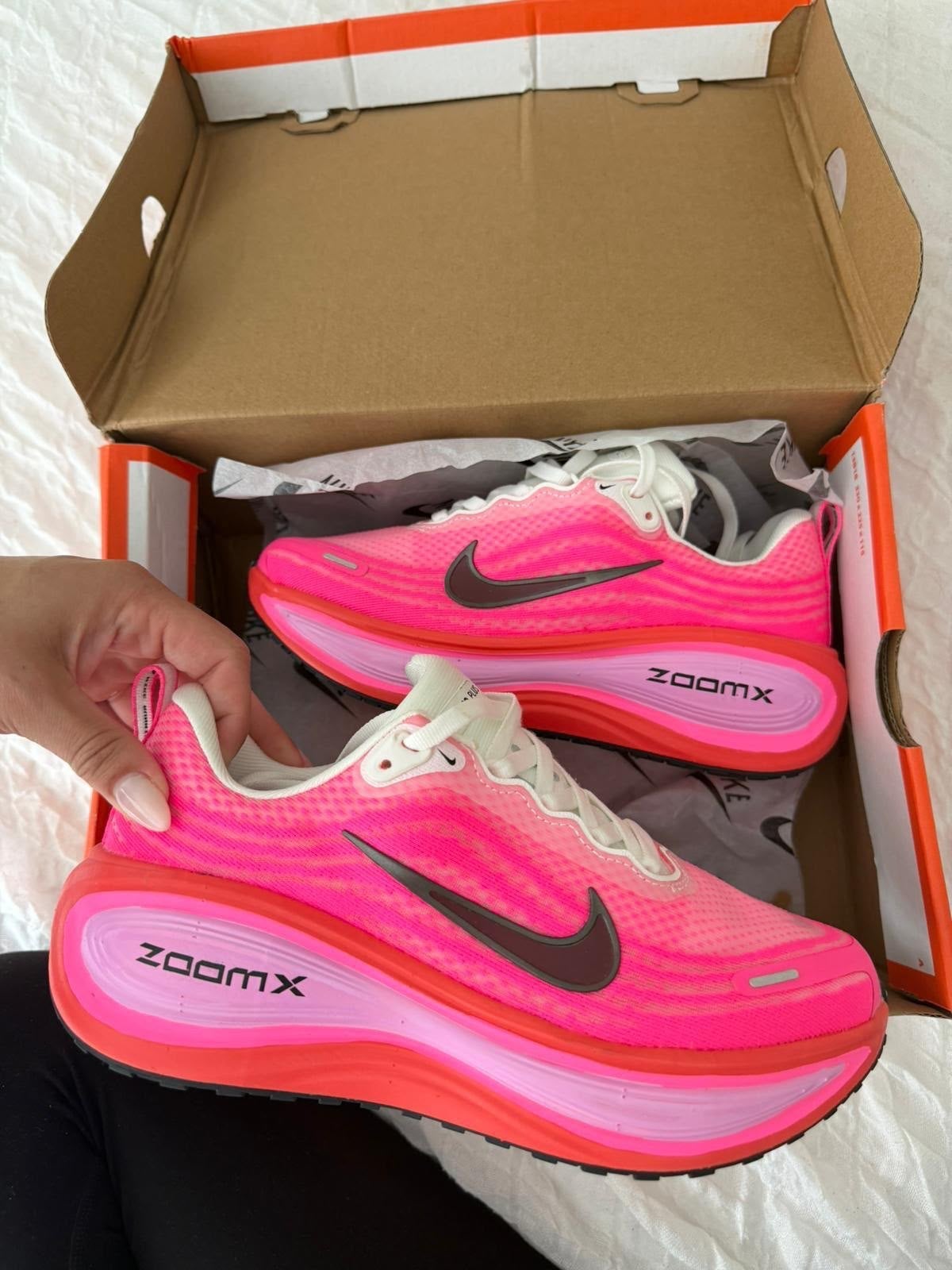 Nike Vomero Plus Hyper Roze Dames Sneakers Maat 38 Nieuw, Kleding | Dames, Schoenen, Nieuw, Sneakers of Gympen, Roze, Ophalen of Verzenden
