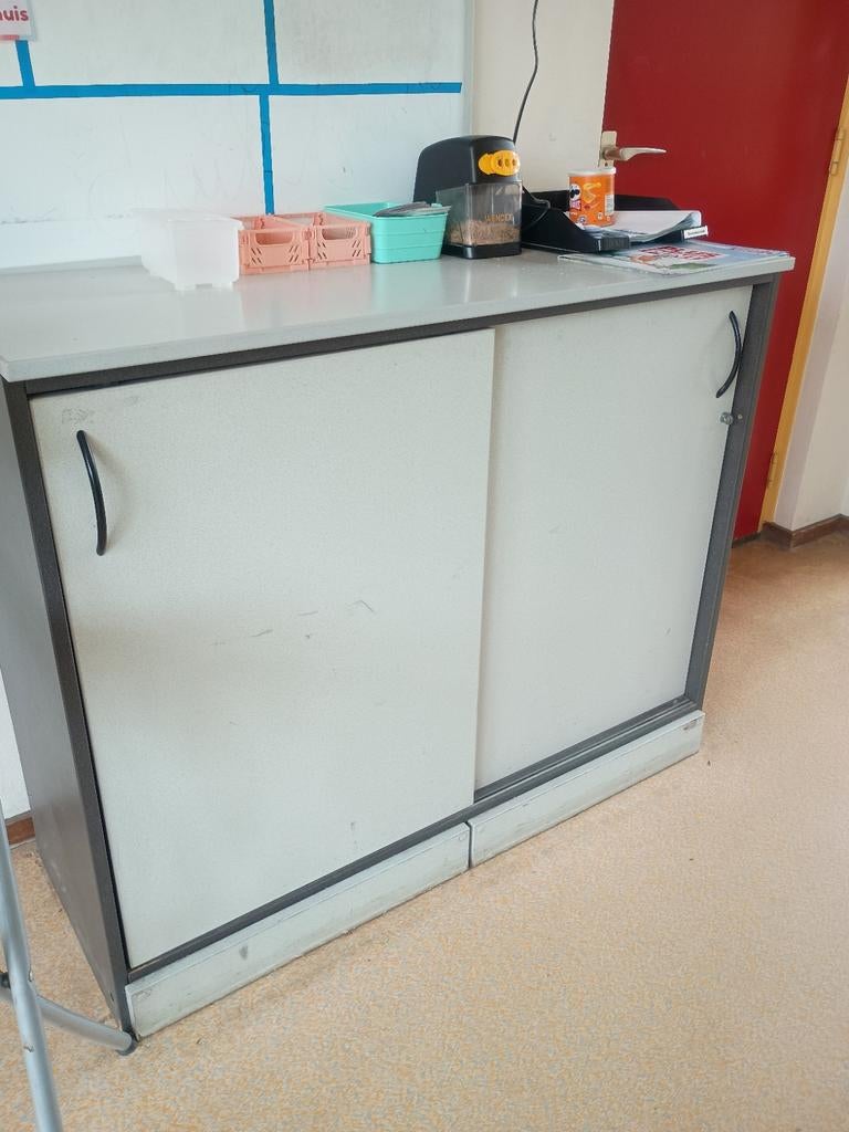 Schuifdeurkast, Ophalen, 50 tot 100 cm, Zo goed als nieuw, Minder dan 100 cm