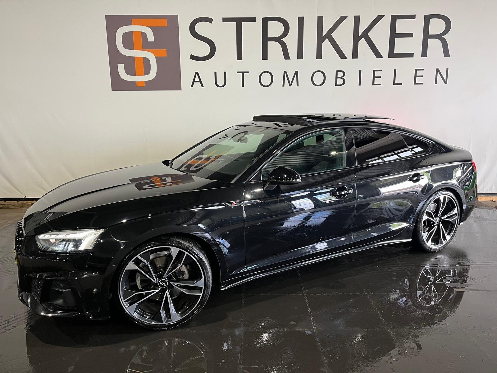 Audi A5 Sportback 35 TFSI S edition Competition, Auto's, Gebruikt, 4 cilinders, Leder en Stof, Zwart