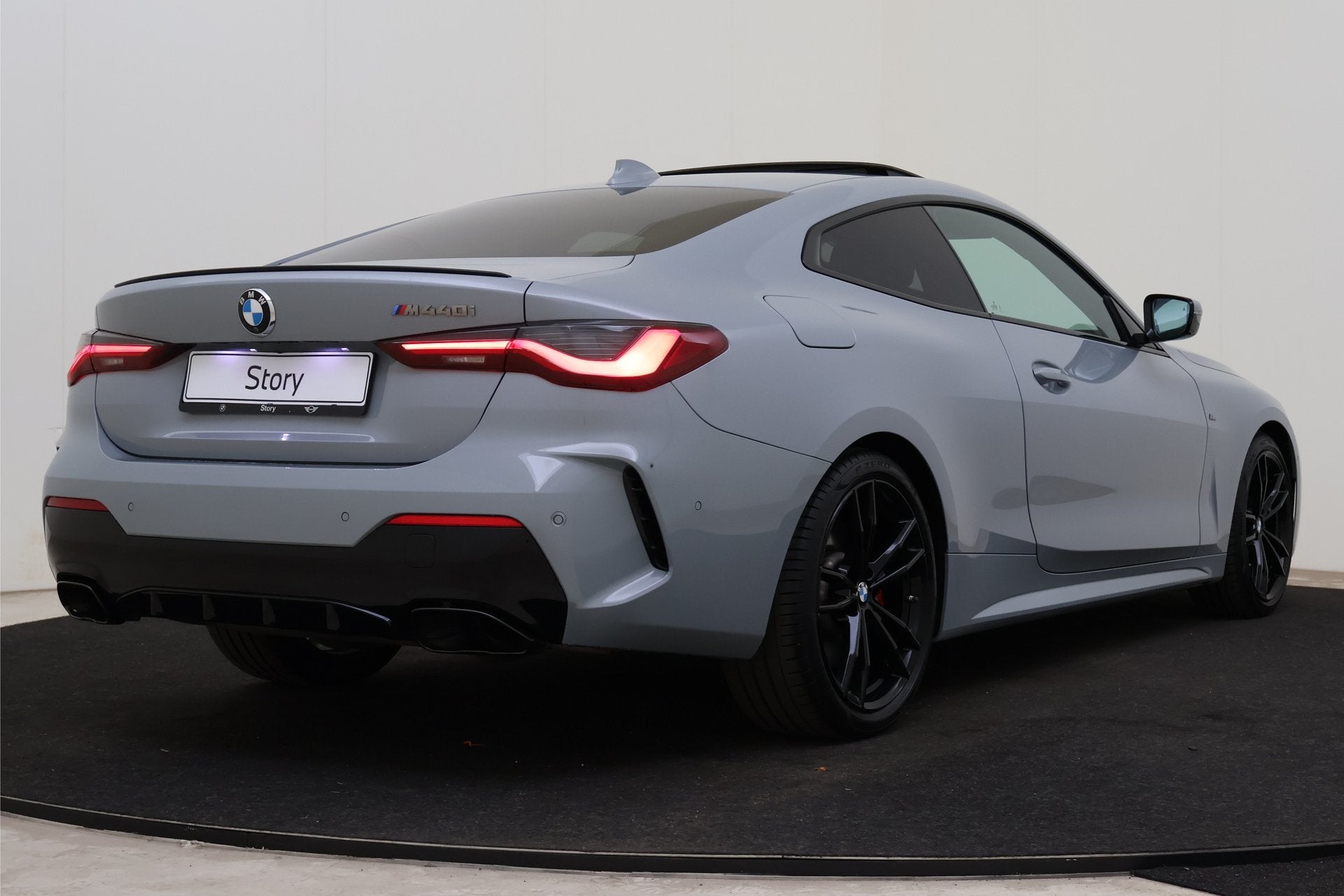BMW 4 Serie Coupé M440i Automaat / Schuif-kanteldak / Comfo, Auto's, Dealer onderhouden, Achterwielaandrijving, 4-Serie, Met garantie (alle)