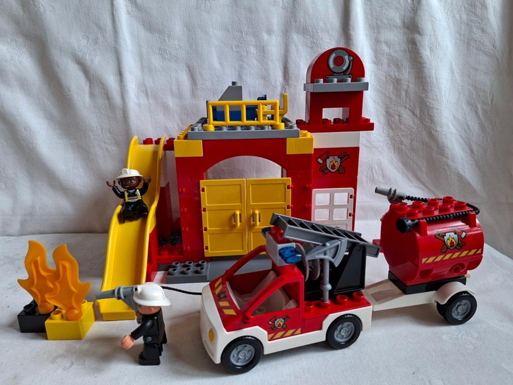 Duplo set 6168 Grote Brandweerkazerne met brandweerauto, Ophalen of Verzenden, Zo goed als nieuw, Duplo, Complete set