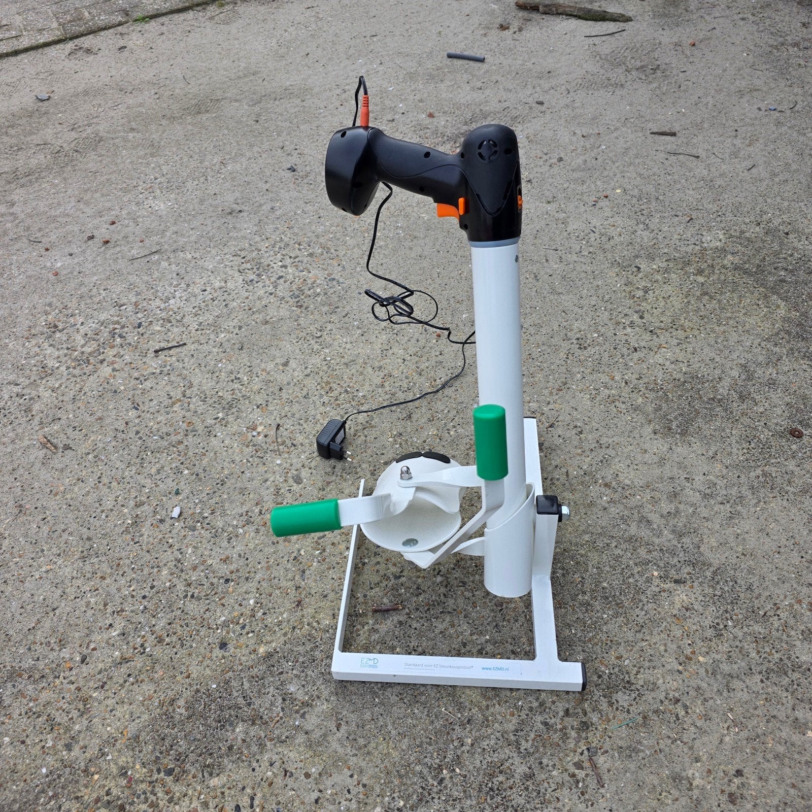 EZ-Steunkouspistool 'aan', met originele adapter., Diversen, Ophalen, Zo goed als nieuw