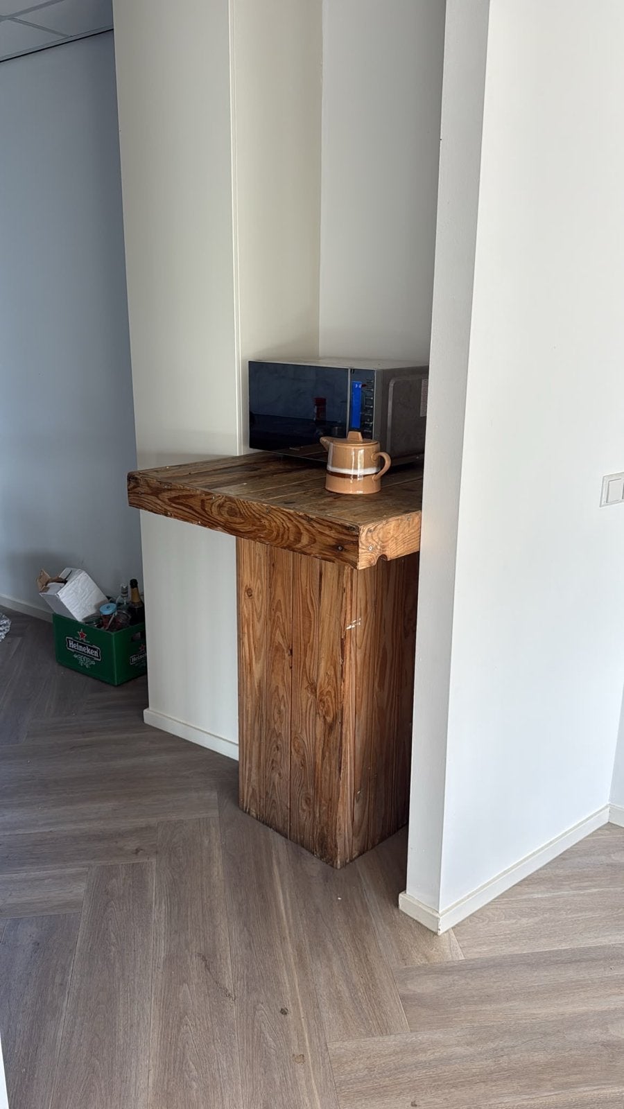 Houten bartafel/sidetable. Steigerhout Bar Statafel, Ophalen, Gebruikt, Tot twee personen, 50 tot 100 cm