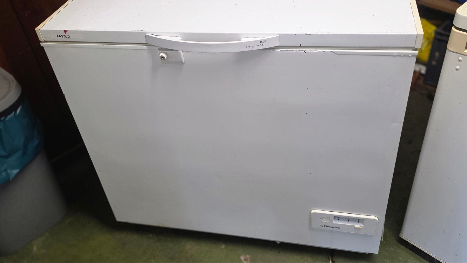 Compacte Electrolux vrieskist - Ideaal voor extra opslag, Witgoed en Apparatuur, Vriezers en Diepvrieskisten, Vrieskist, Gebruikt