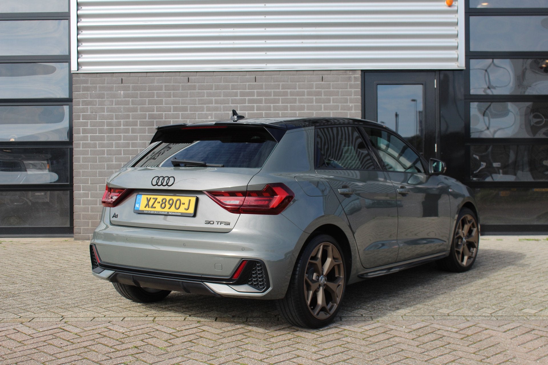 Audi A1 Sportback 30 TFSI S Line Edition One / LED / Carplay, Auto's, Met garantie (alle), Origineel Nederlands, Bedrijf, 1100 kg