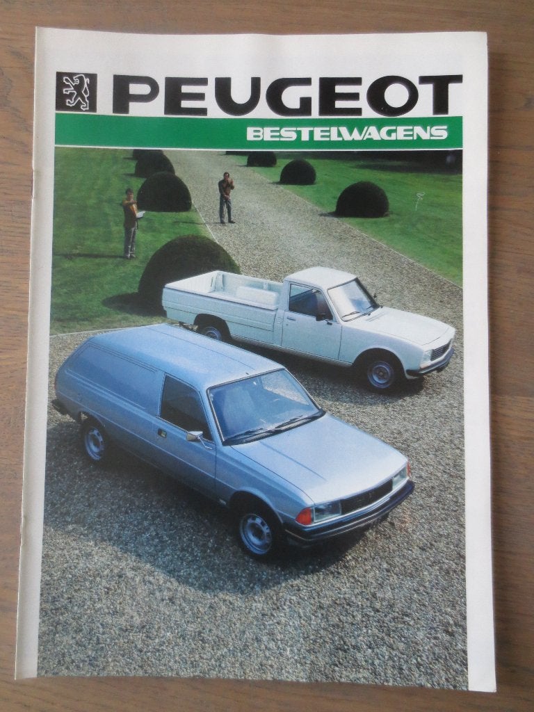 Autofolder: Peugeot 504 en 305 Bestelwagens - Pick-up. Nieuw, Ophalen of Verzenden, Nieuw, Peugeot