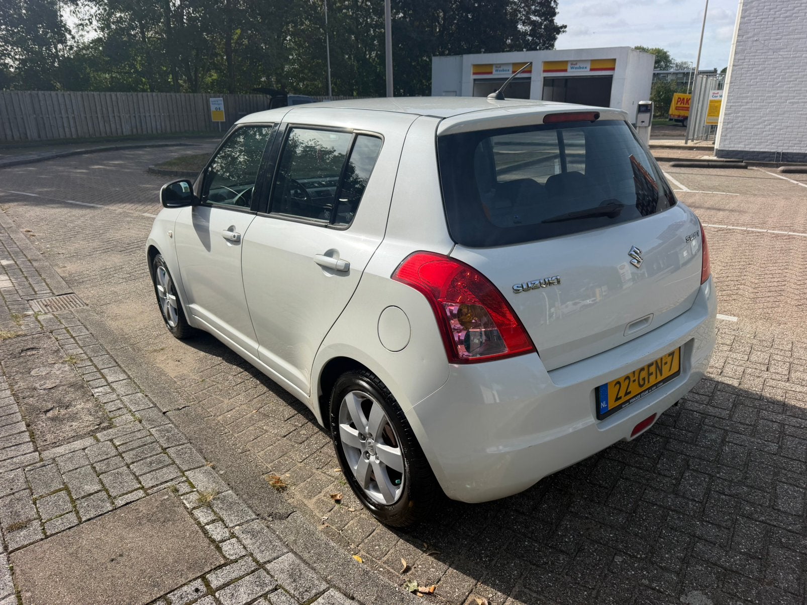 Suzuki Swift 1.3 5DRS 2008 Wit, Voorwielaandrijving, 40 €/maand, 400 kg, Origineel Nederlands