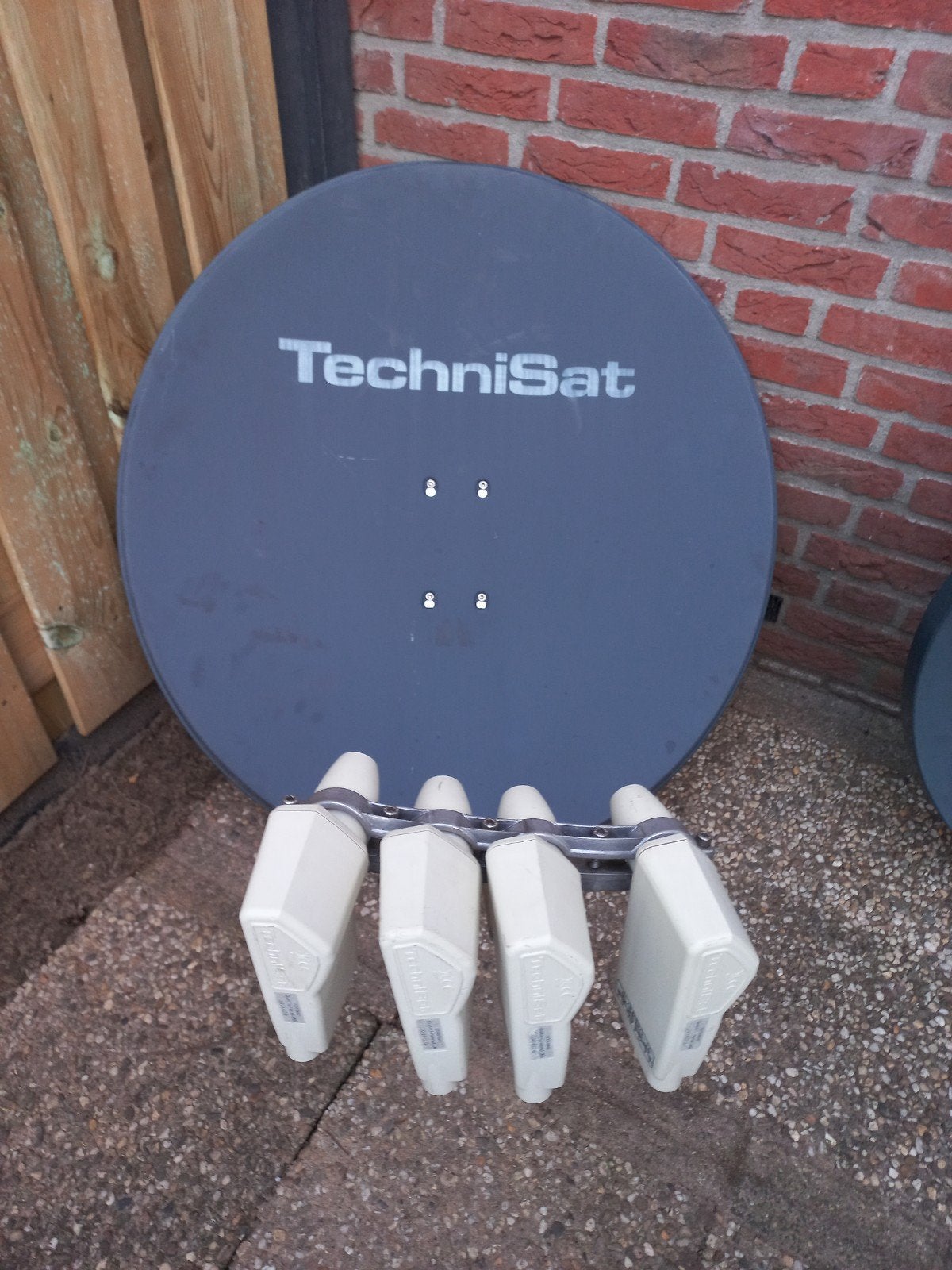 Technisat Skytenne schotelantenne., Ophalen, Overige merken