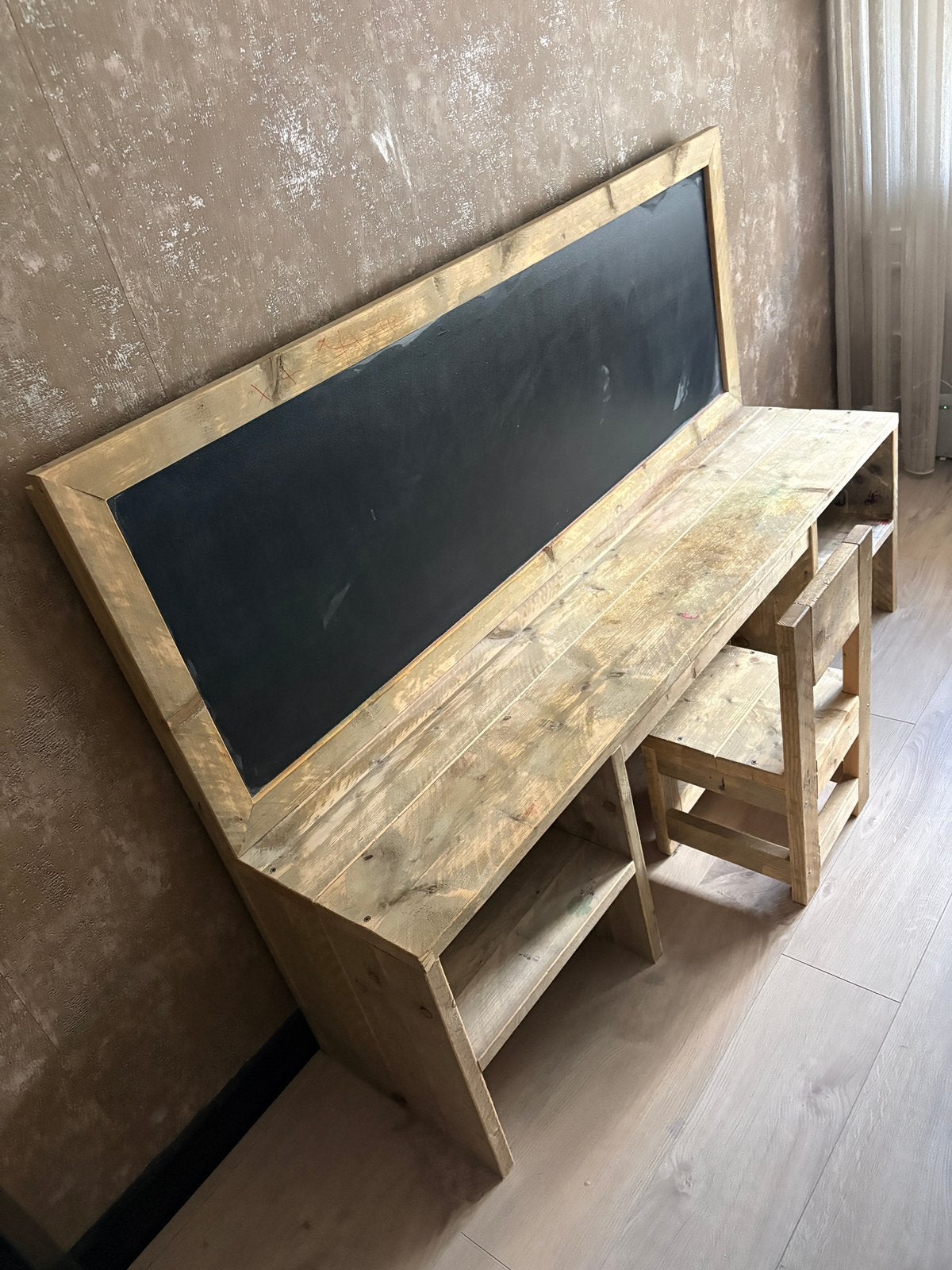 Steigerhouten speeltafel/bureau, Ophalen, Gebruikt