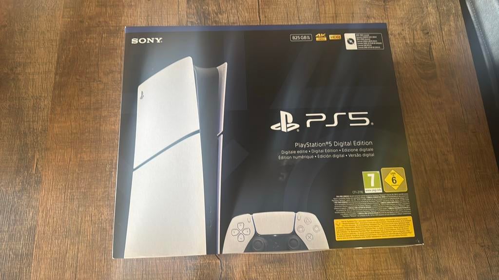 Playstation 5 nieuw in doos, Spelcomputers en Games, Ophalen of Verzenden, Zo goed als nieuw