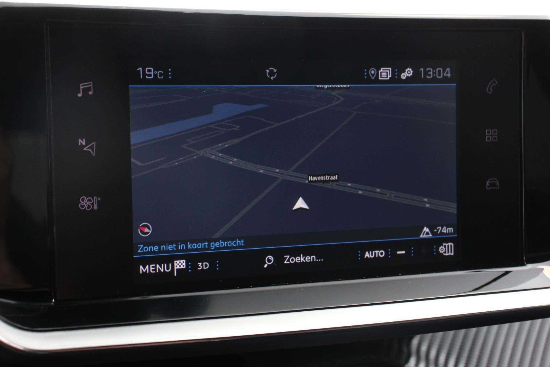 Peugeot 2008 1.2 PureTech 130pk Automaat Allure Navigatie Cl, Auto's, Gebruikt, Euro 6, 1199 cc, Leder en Stof