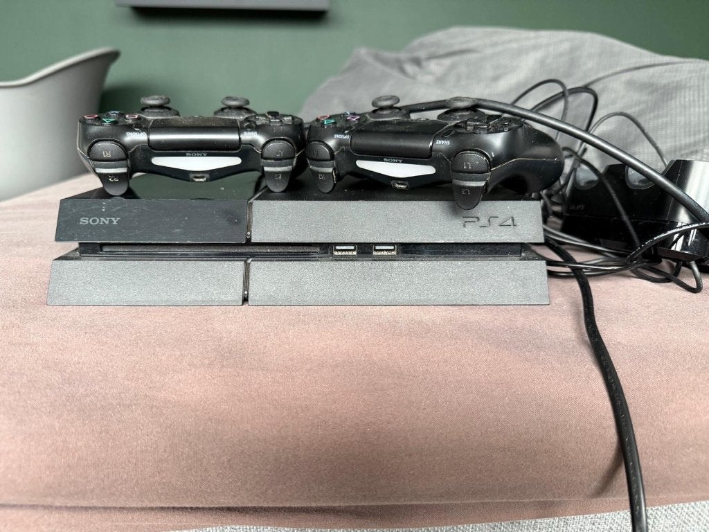 Playstation 4 met controllers, opladers en spellen, Ophalen, Met 2 controllers, 1 TB, Original