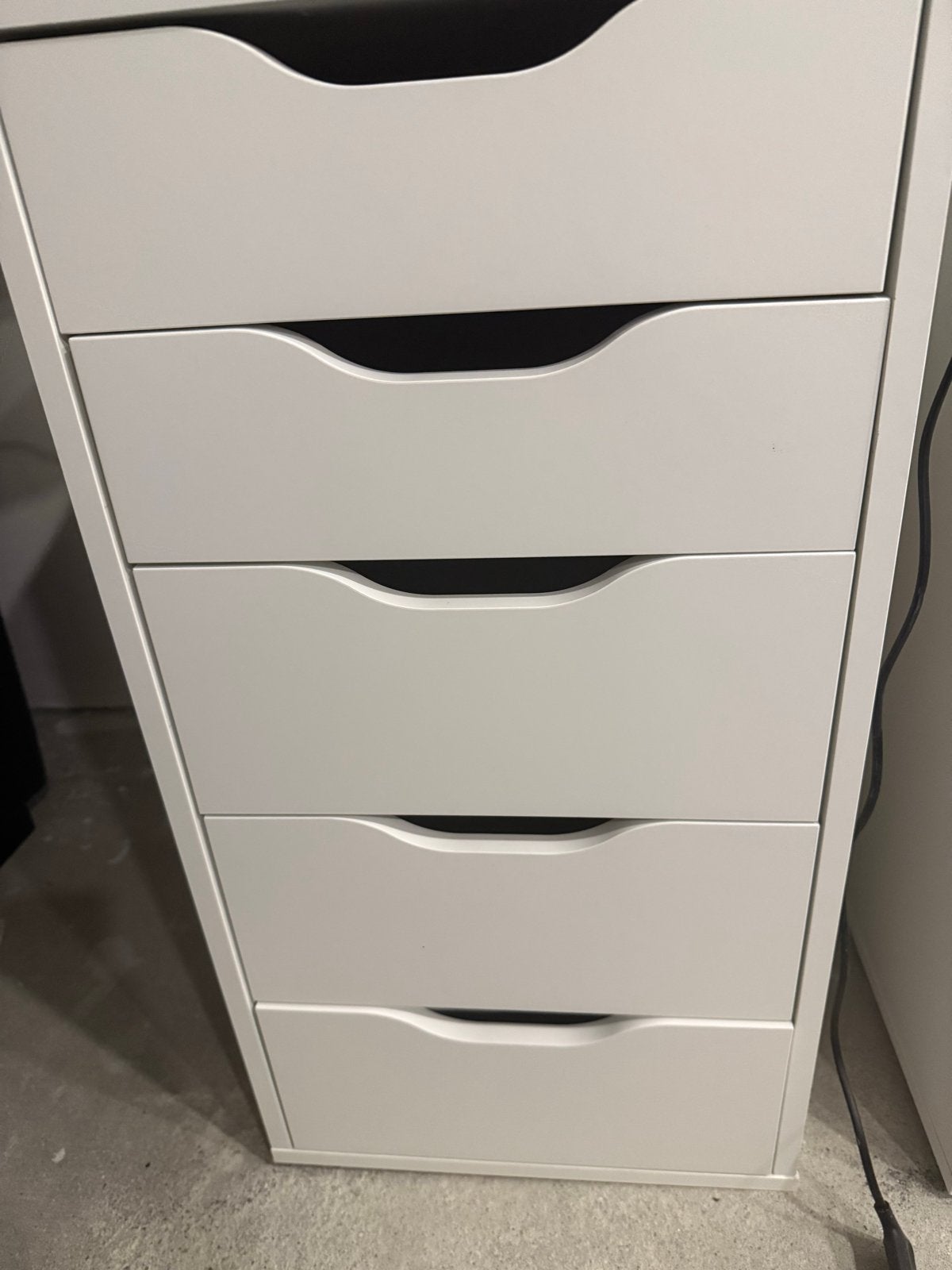 IKEA Alex ladeblok met 5 lades - Wit 2 stuks, Ophalen, Gebruikt, 5 laden of meer, 50 tot 75 cm