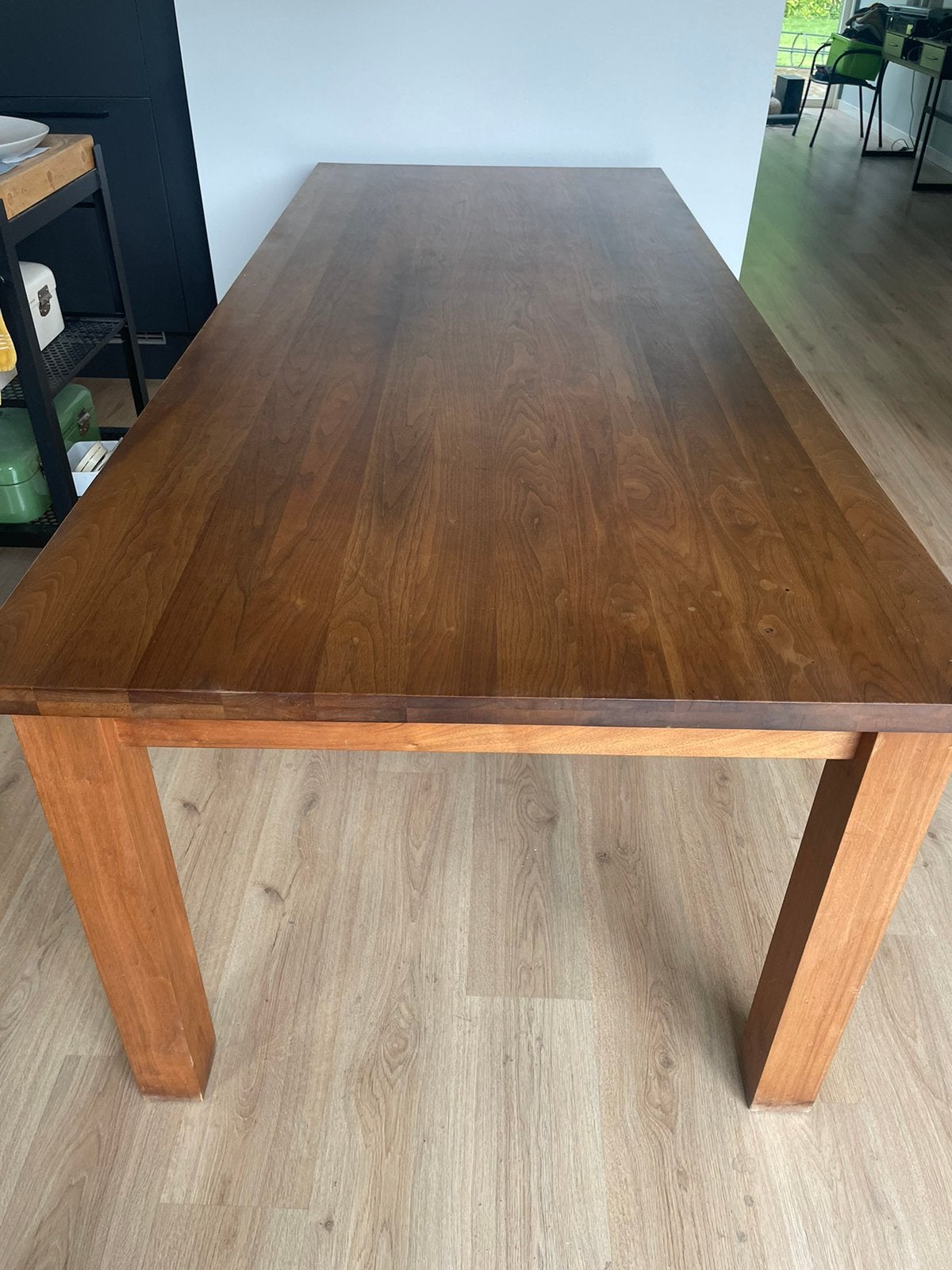 Te koop eettafel massief hout €325,00, Huis en Inrichting, Ophalen, 100 tot 150 cm, 200 cm of meer, Zo goed als nieuw