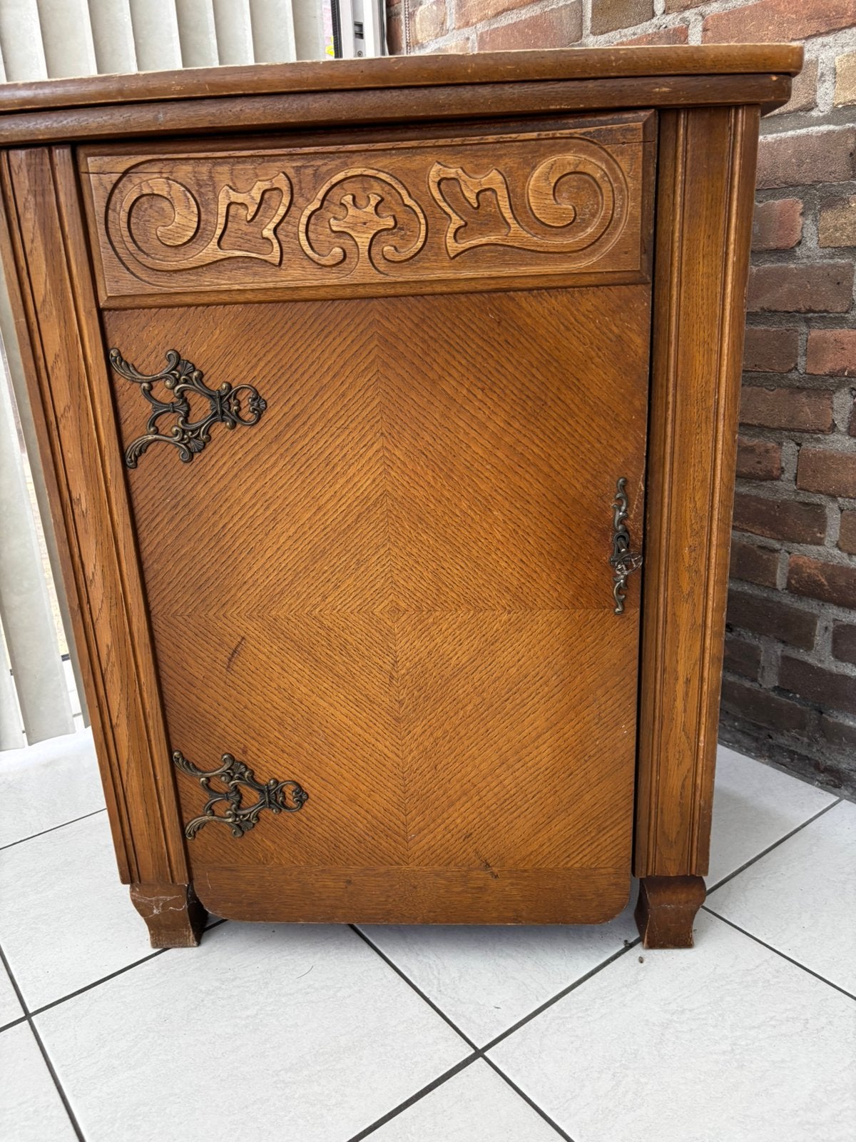 Naaimachine kast, Ophalen, Gebruikt
