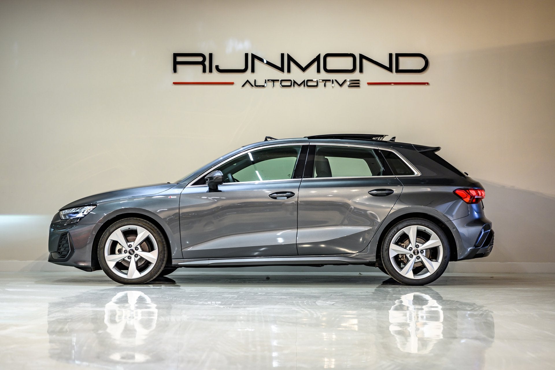 Foto 2 van Audi A3 Sportback 35 TFSI 3X S-Line | Keyless| Pano | Sonos
