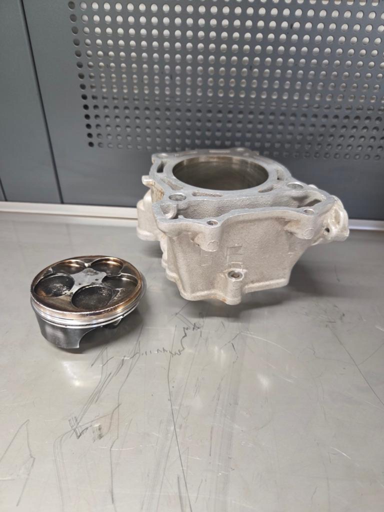 YAMAHA YZF 250 Carters cilinder ontsteking koppeling, Motoren, Ophalen of Verzenden