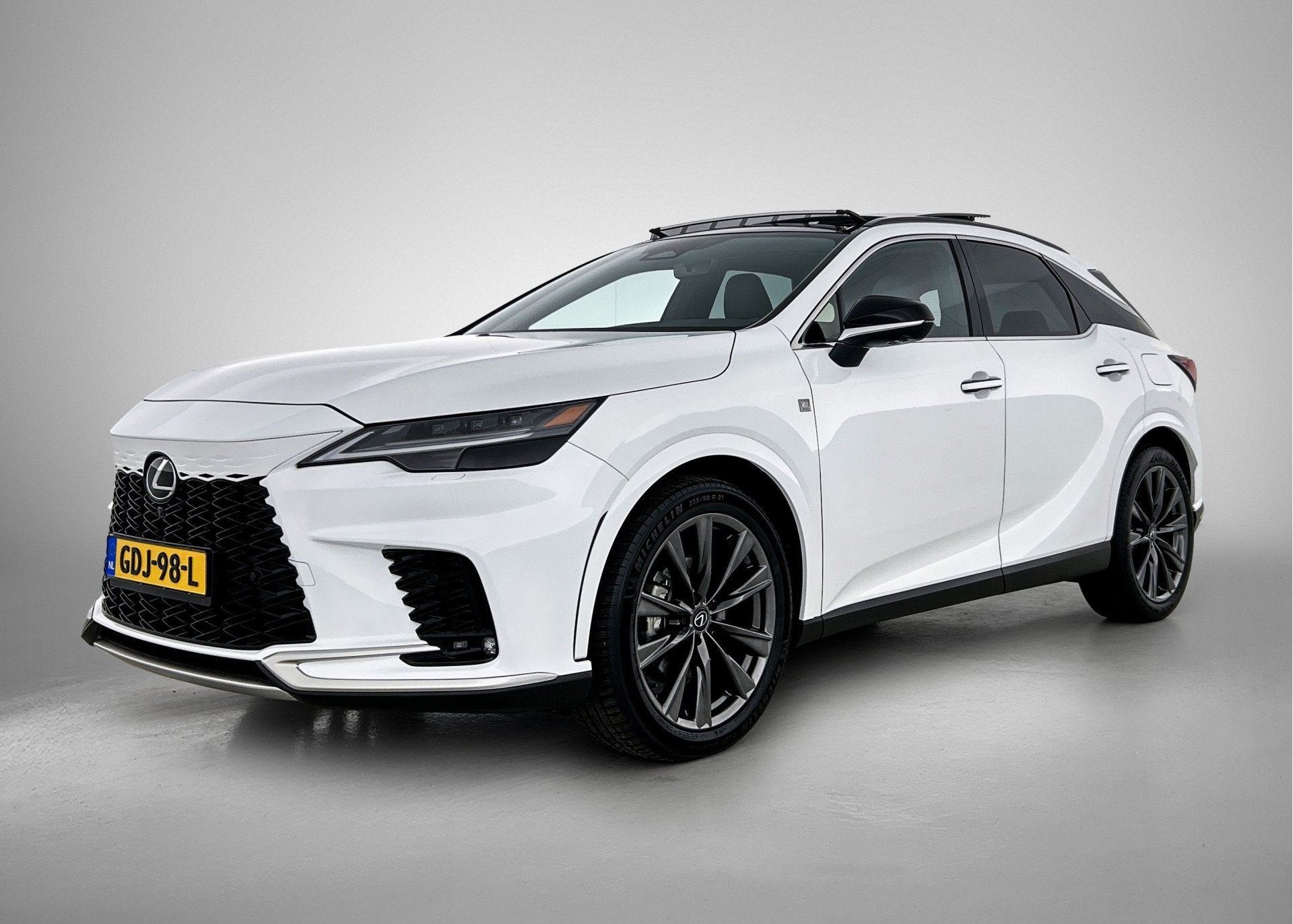 Lexus RX 450h+ Plug-in Hybrid F Sport Design | Sportief uitg, Automaat, Gebruikt, 4 cilinders, Wit