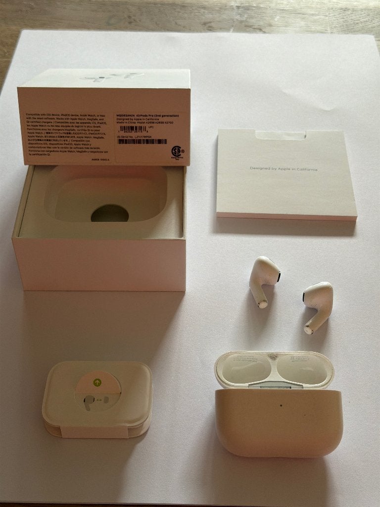 Apple AirPods Pro 2 (lightning) model A2698, A2699, A2700, In-ear, Ophalen of Verzenden, Zo goed als nieuw, Draadloos