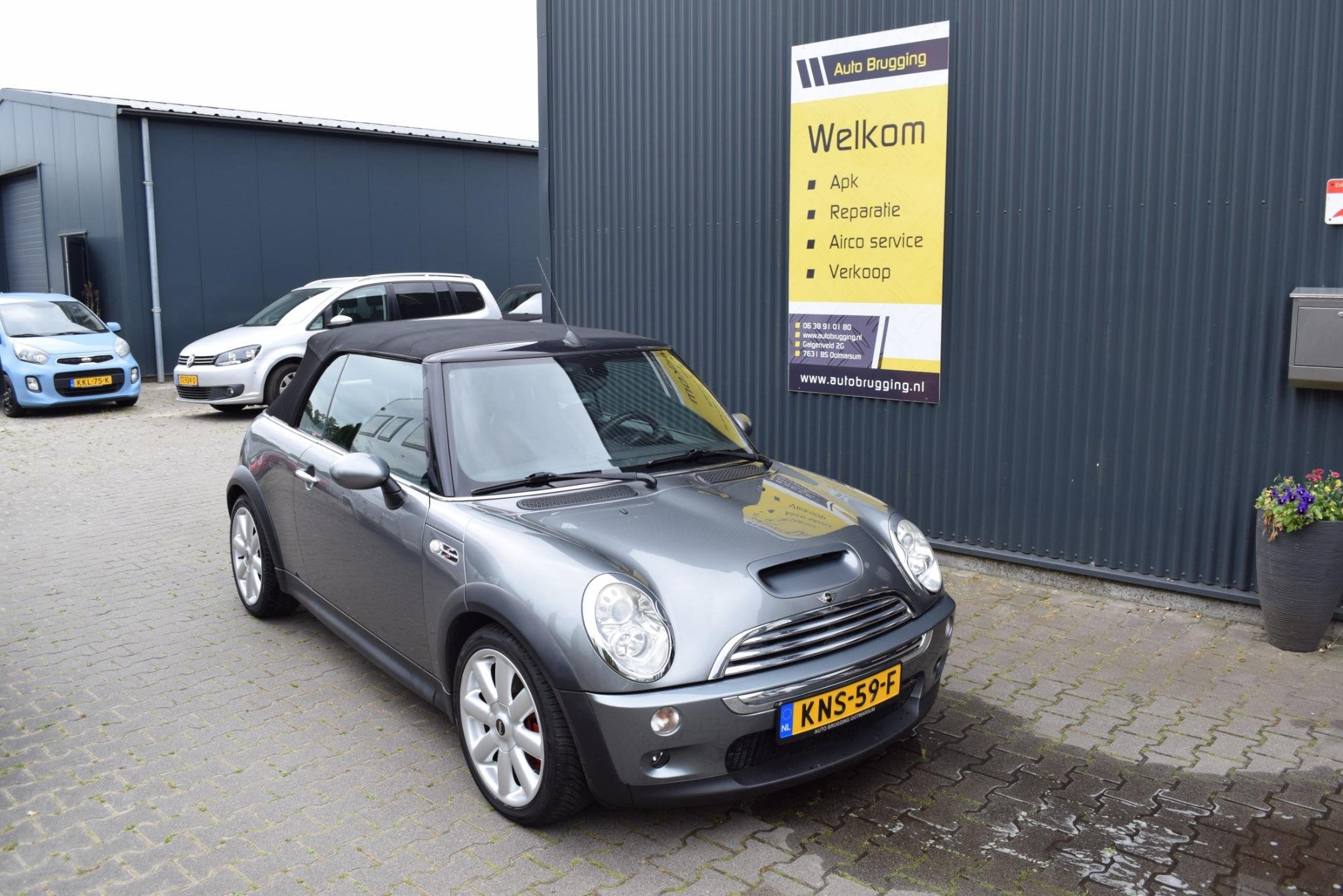 MINI Cabrio 1.6 John Cooper Works, Auto's, Voorwielaandrijving, 15 km/l, Gebruikt, Zwart