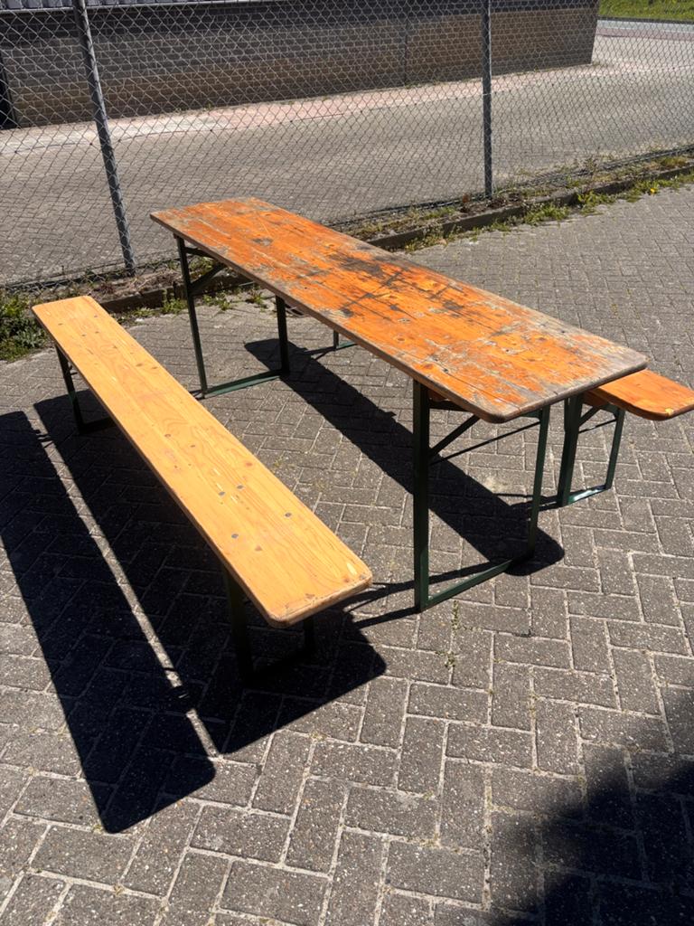 Bierbanken biertafels Partytentset per set 2+1 €135, Ophalen, Gebruikt