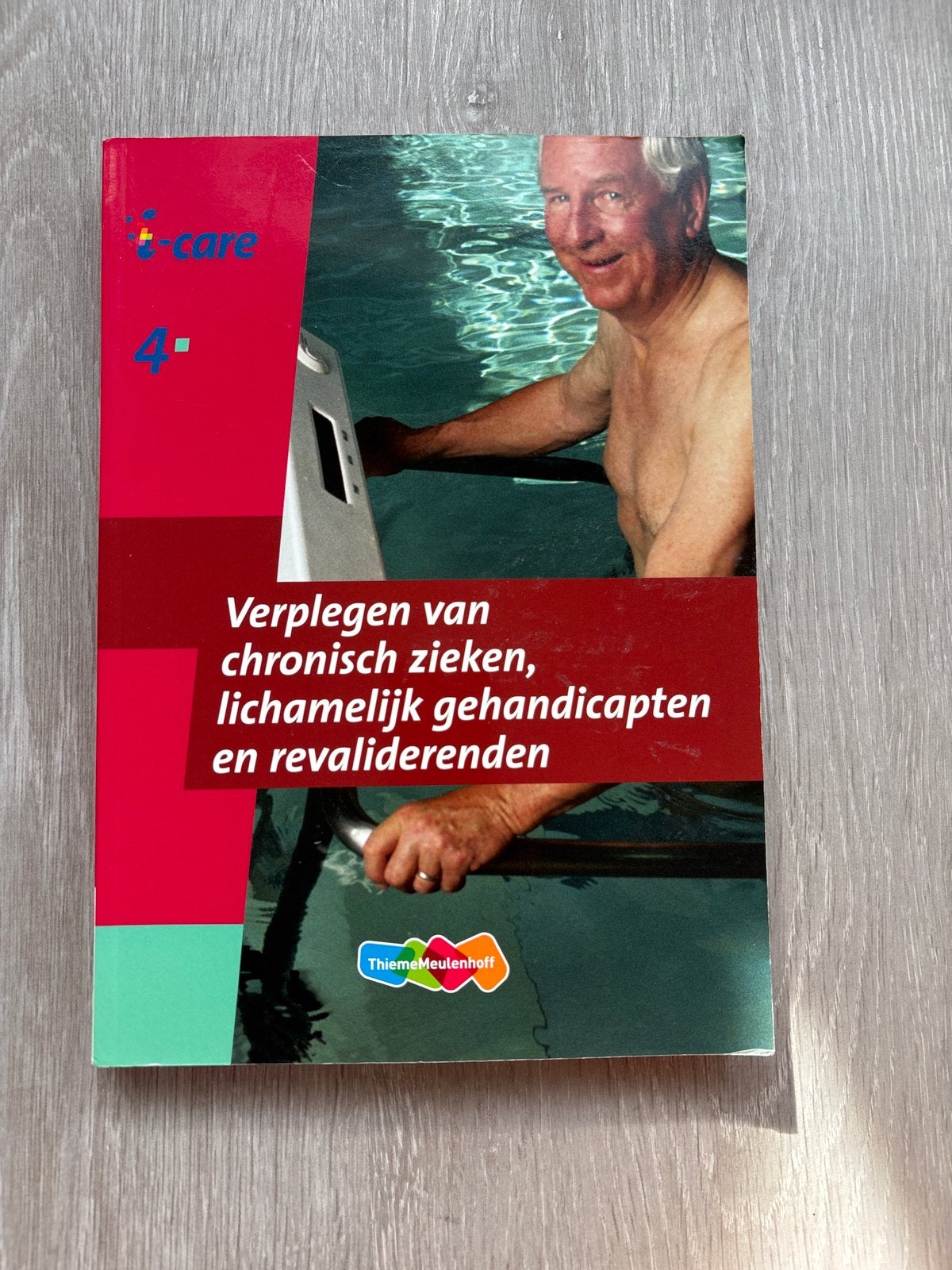 i-care 4: Verplegen van chronisch zieken en gehandicapten, Ophalen of Verzenden, Zo goed als nieuw, MBO