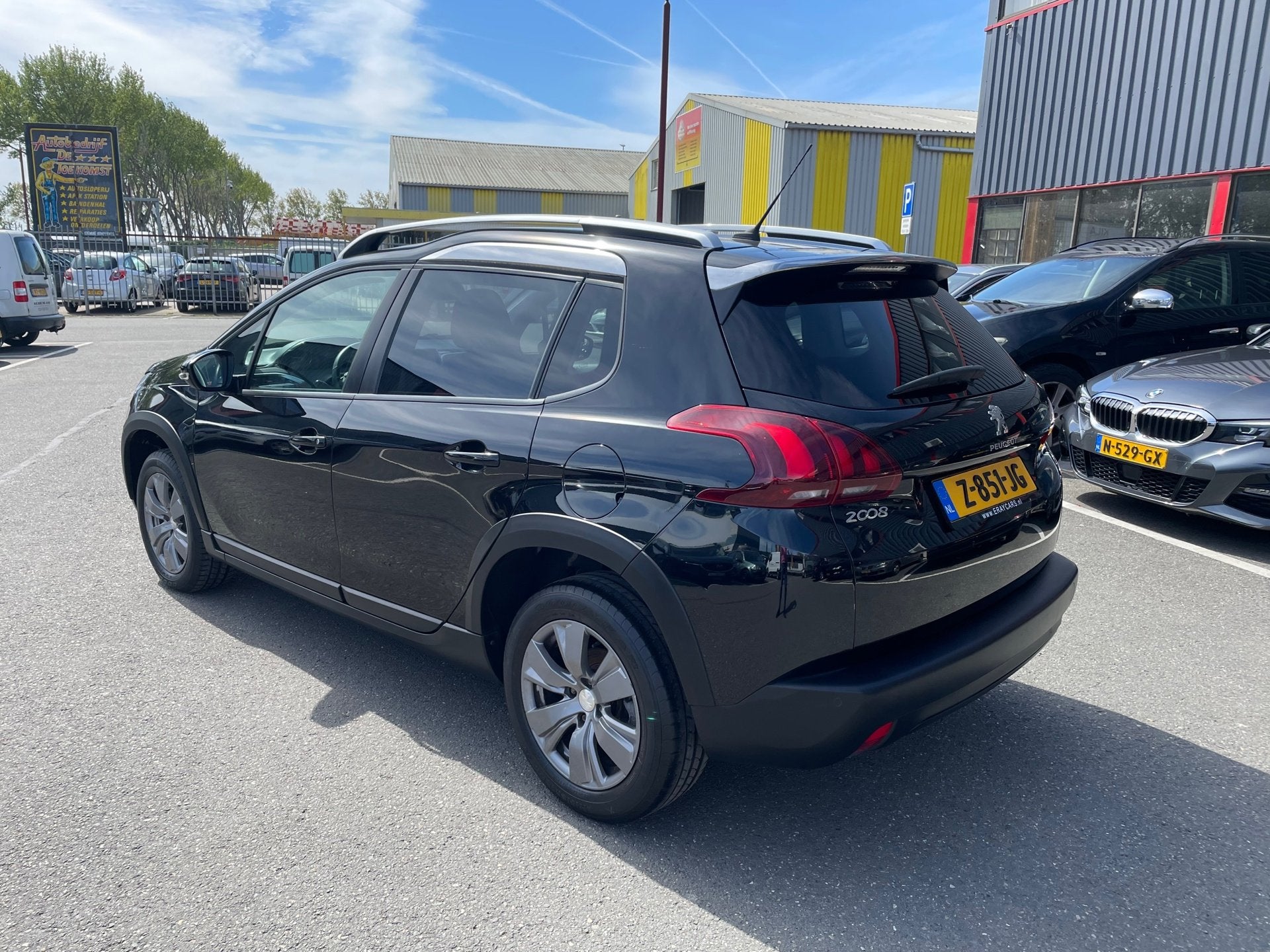 Peugeot 2008 1.2 PureTech Allure / LAGE KM / AIRCO /SP VLG /, Voorwielaandrijving, Stof, Gebruikt, 1199 cc