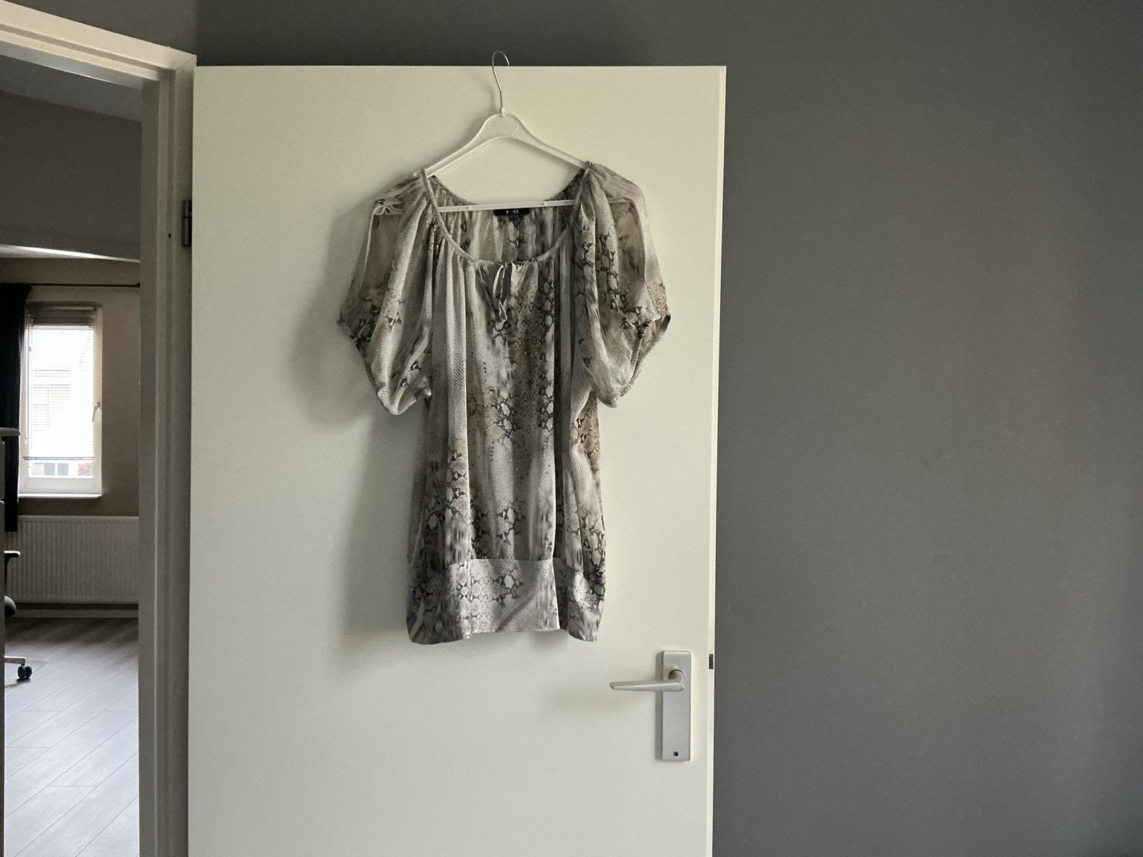 Yest Blouse met slangenprint - Maat 46, Kleding | Dames, T-shirts, Meerkleurig, Maat 46/48 (XL) of groter, Ophalen of Verzenden
